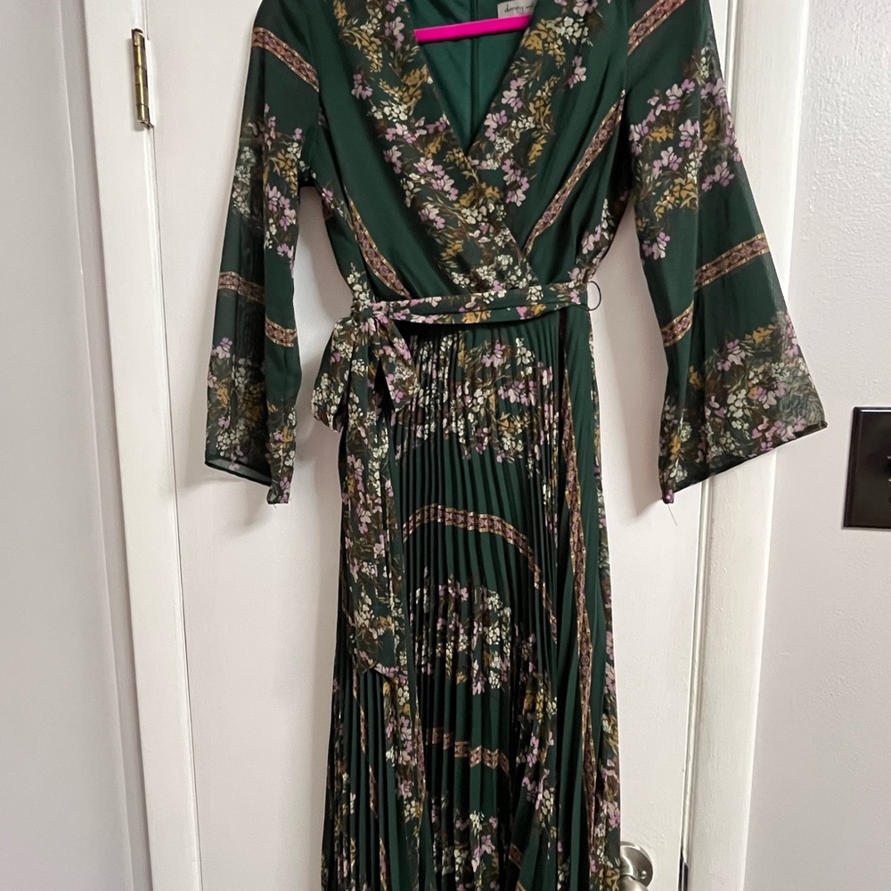 Danny & Nicole Floral Long Sleeve Dress